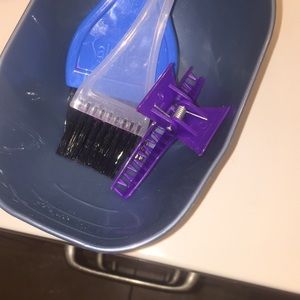 Hair mixing equipment